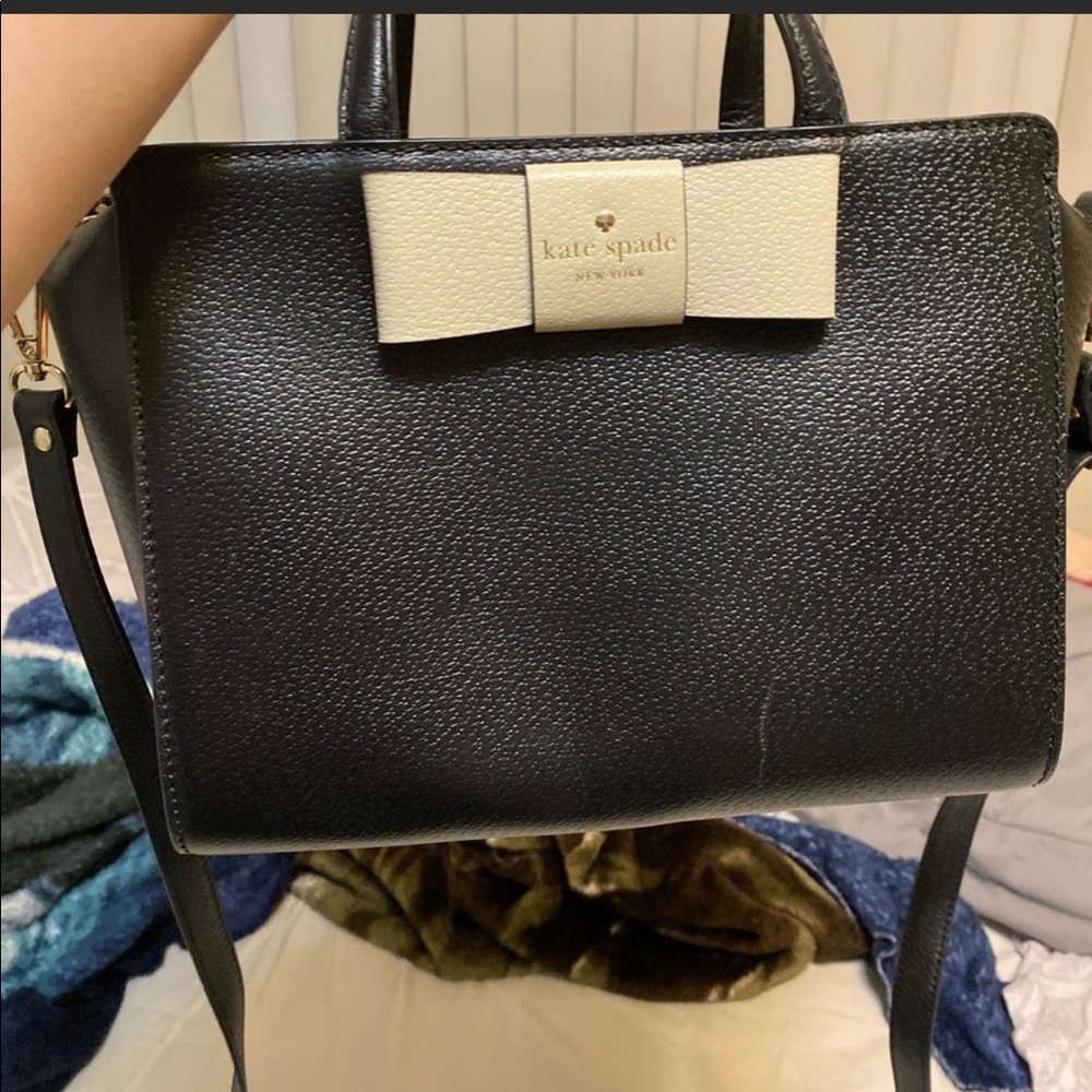 Black Kate spade purse